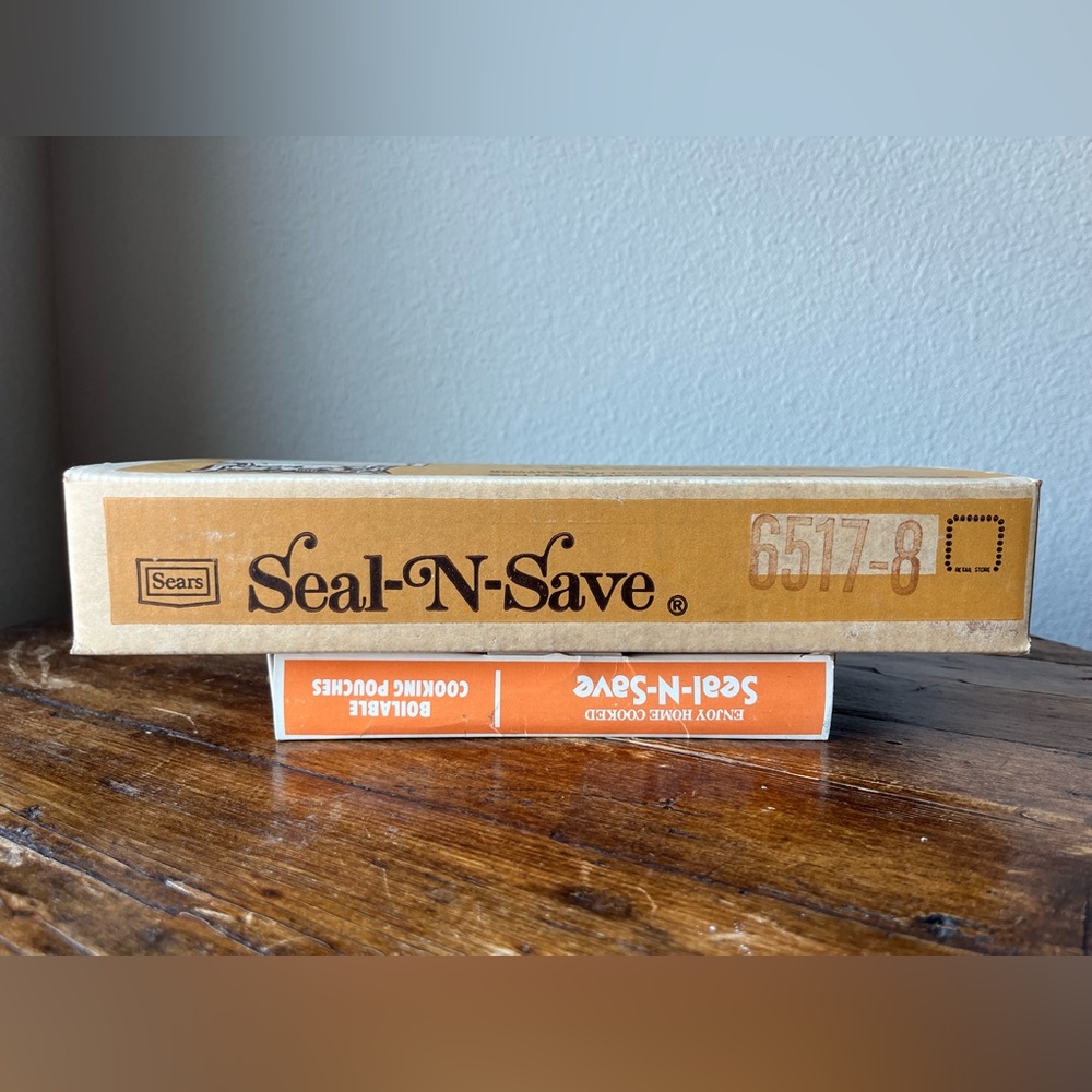 Sears Countercraft Seal-N-Save Vacuum Food Sealer Machine with cooking pouches